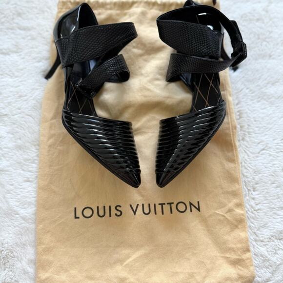 Louis Vuitton women shoes size 39 Authentic Retail 1200$ - Picture 8 of 8